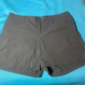 Patagonia women’s shorts size 8